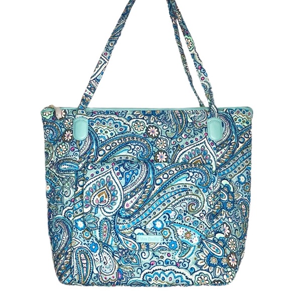 Vera Bradley Handbags - 🌸Vera Bradley Carson North South Tote Bag